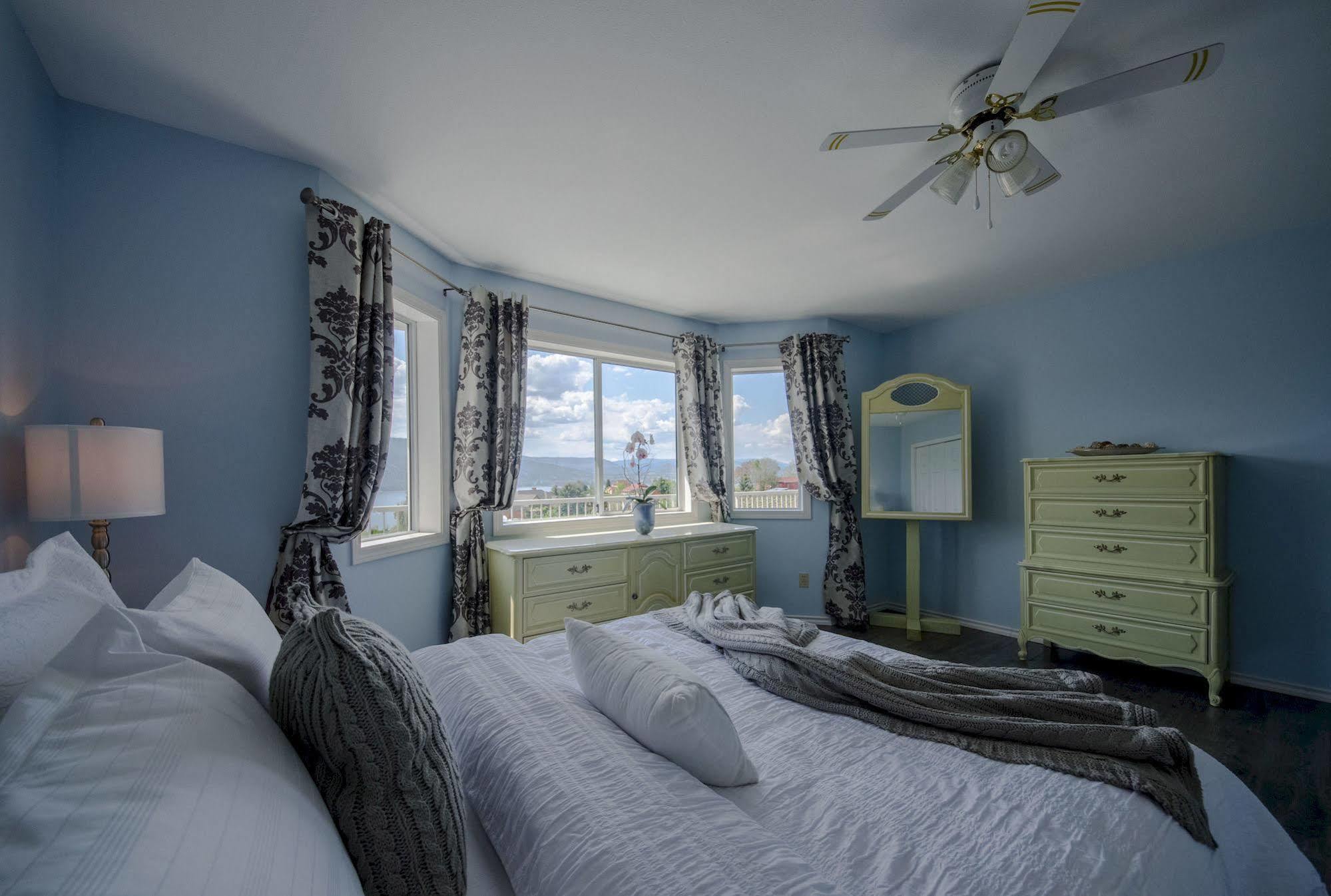 Ok Whistle Stop Bed & Breakfast بينتيكتون المظهر الخارجي الصورة